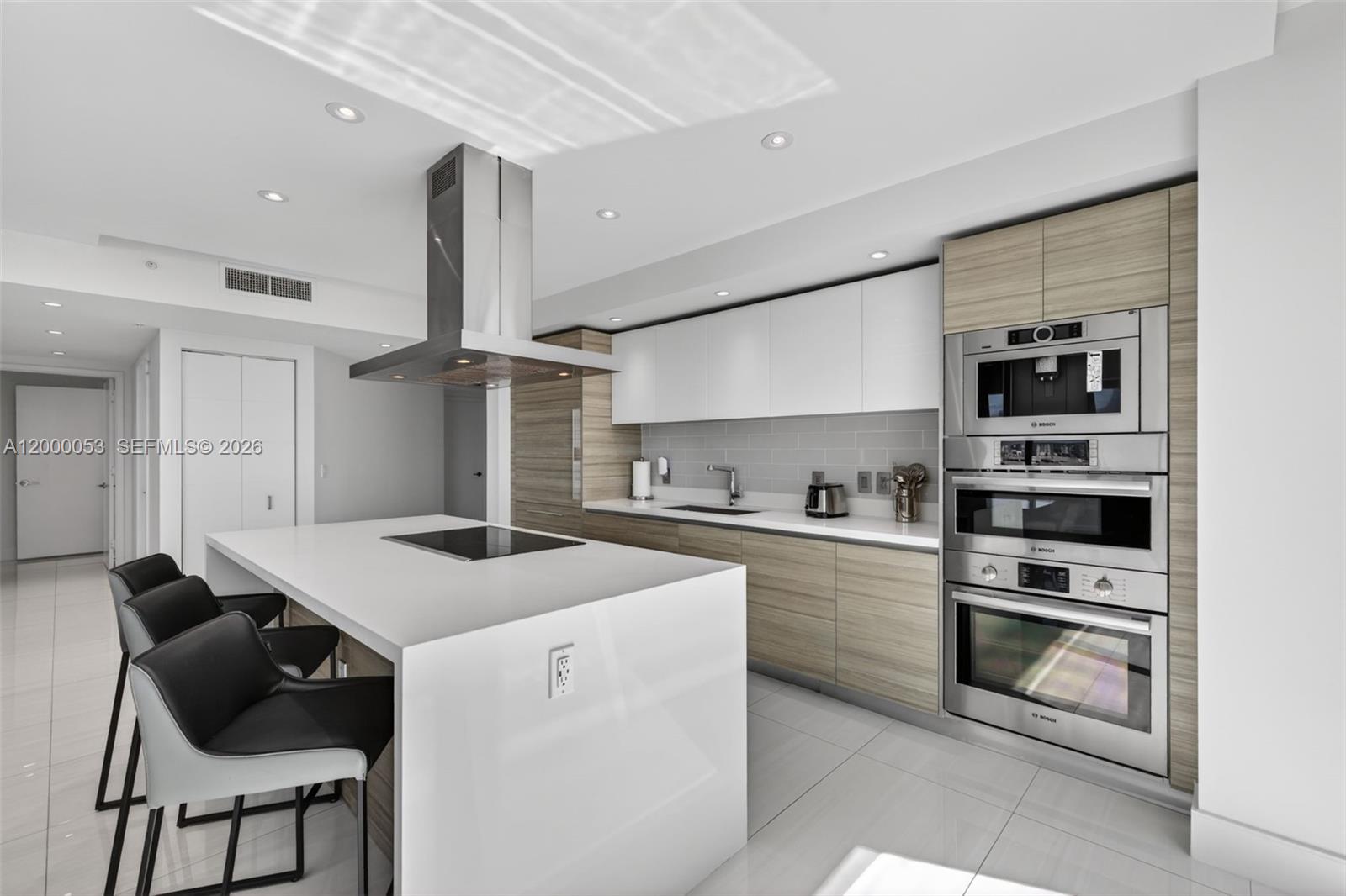 300 Sunny Isles Blvd #4-807 Sunny Isles Beach, FL 33160