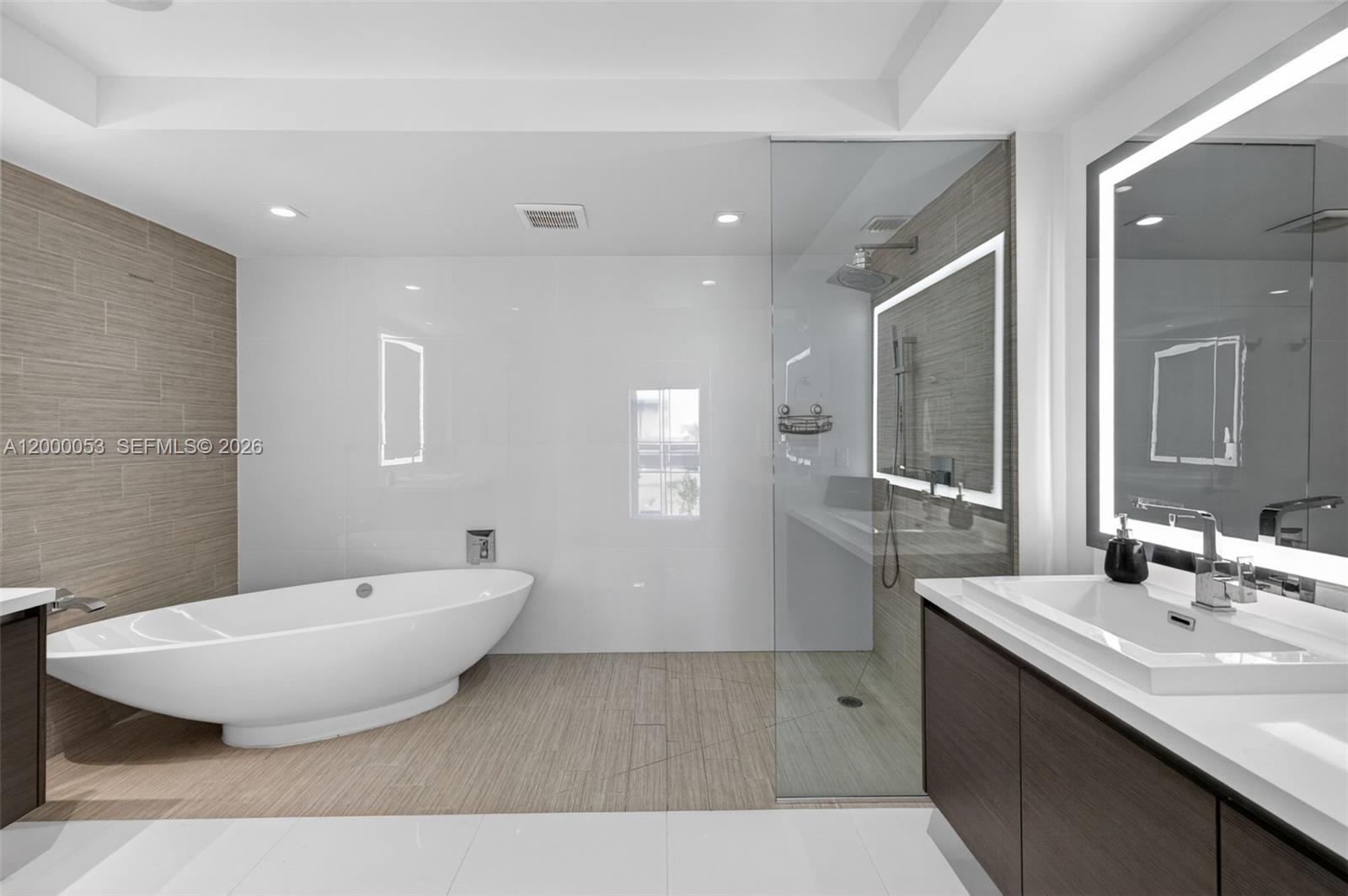 300 Sunny Isles Blvd #4-807 Sunny Isles Beach, FL 33160