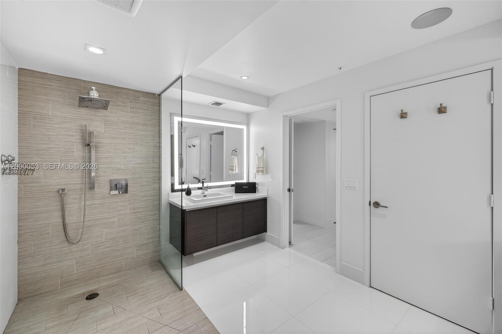 300 Sunny Isles Blvd #4-807 Sunny Isles Beach, FL 33160