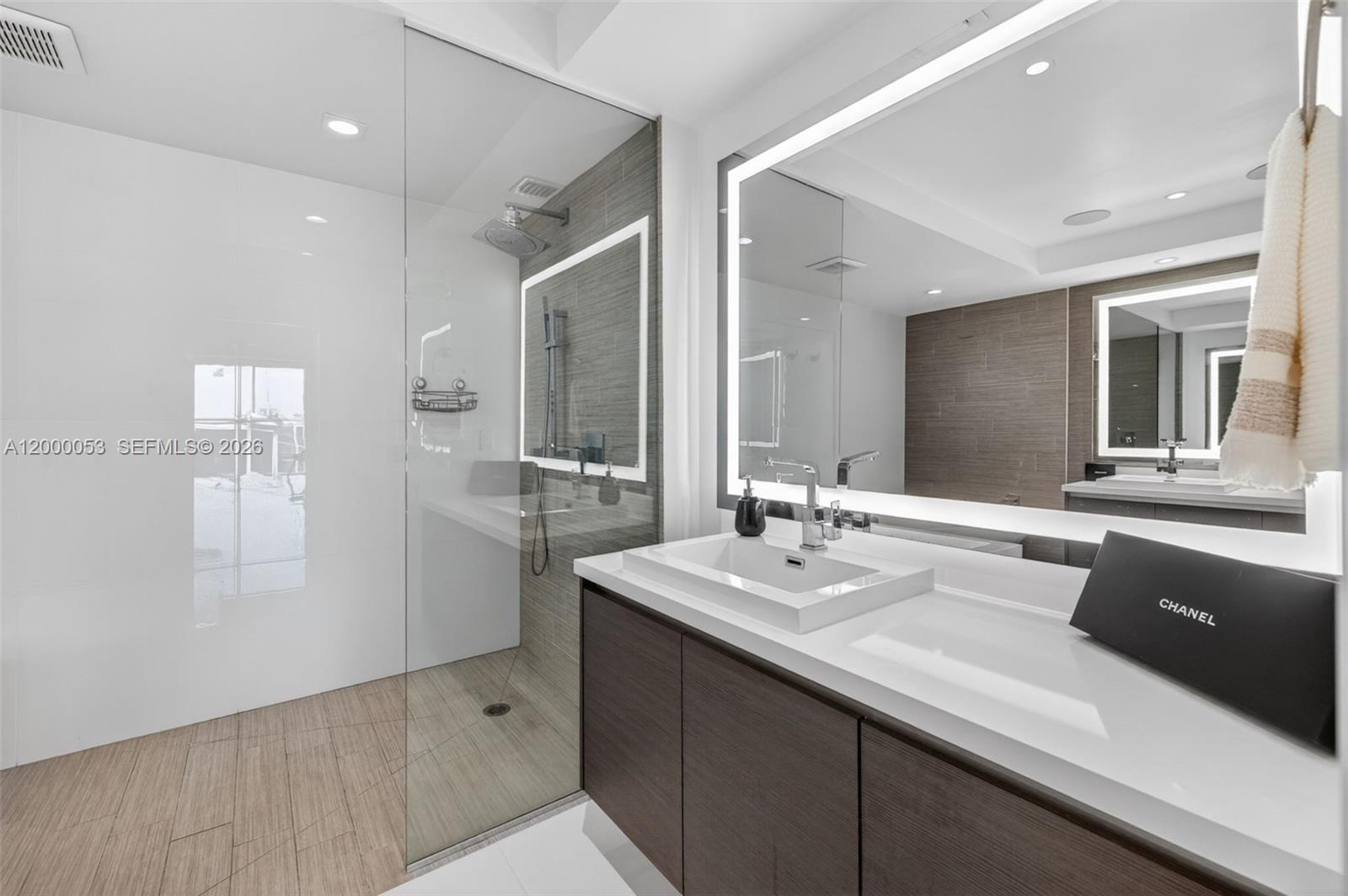 300 Sunny Isles Blvd #4-807 Sunny Isles Beach, FL 33160