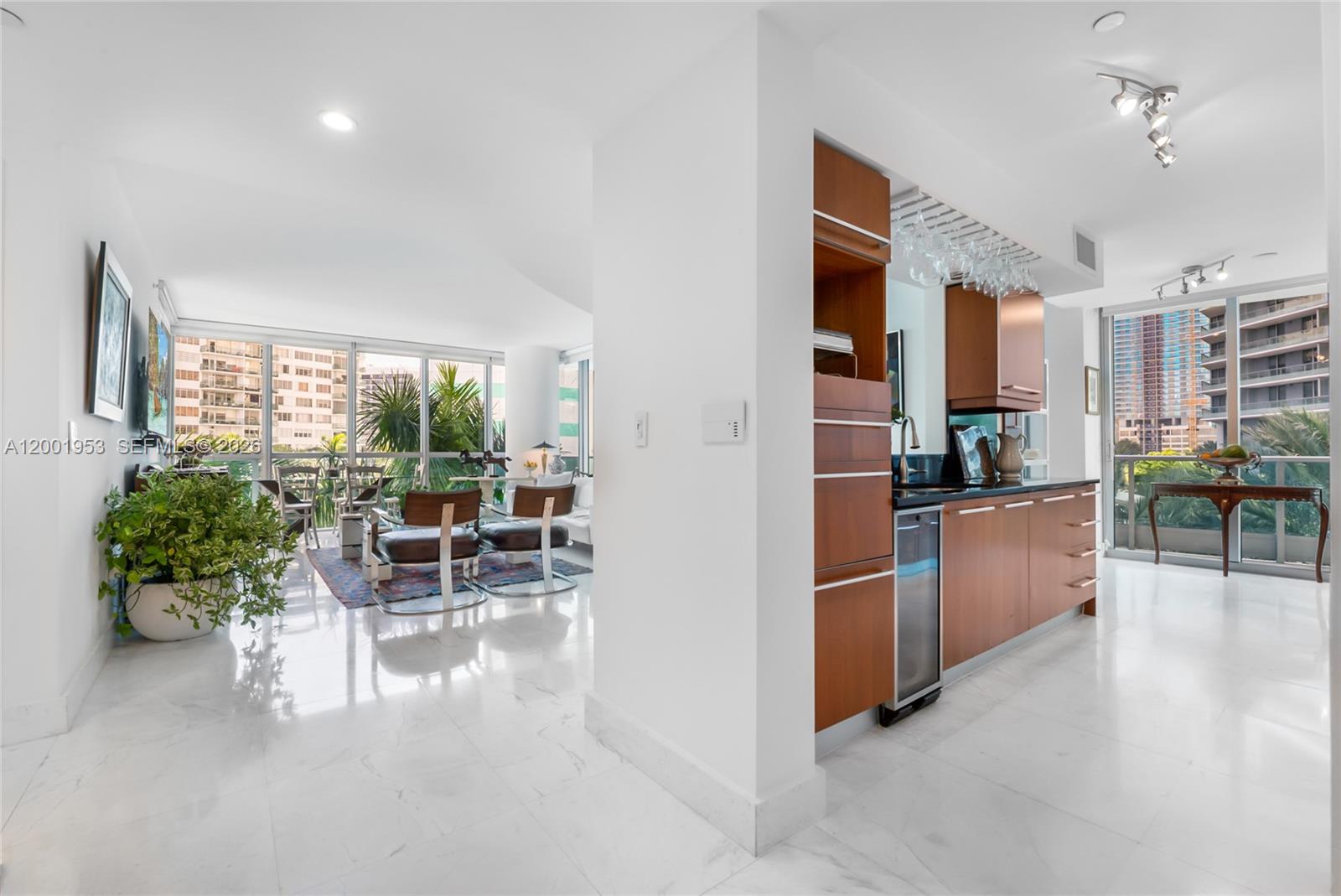 1331 Brickell Bay Dr #408 Miami, FL 33131