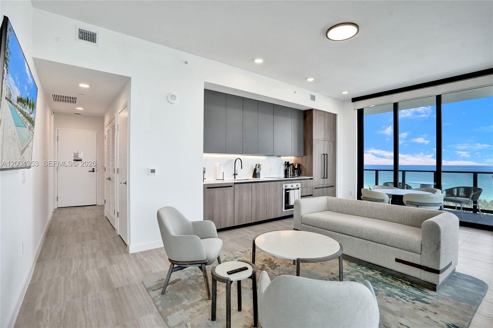 580 72nd St #1702 Miami Beach, FL 33141