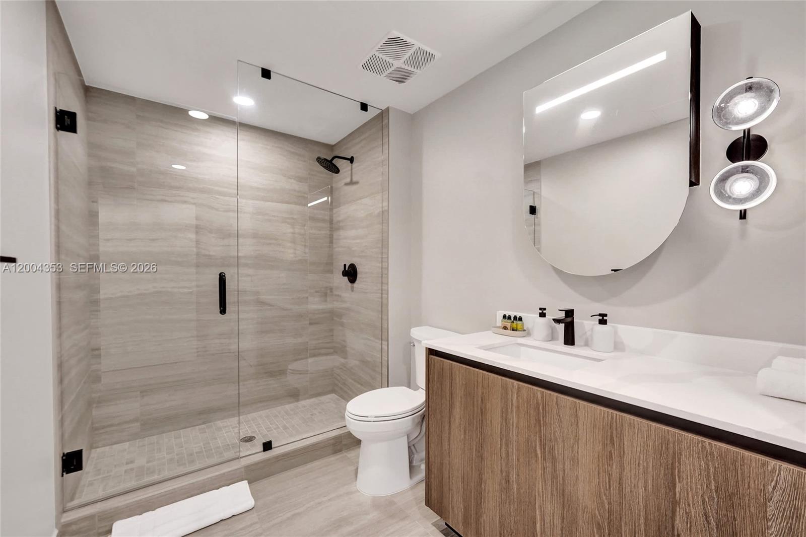 580 72nd St #1702 Miami Beach, FL 33141