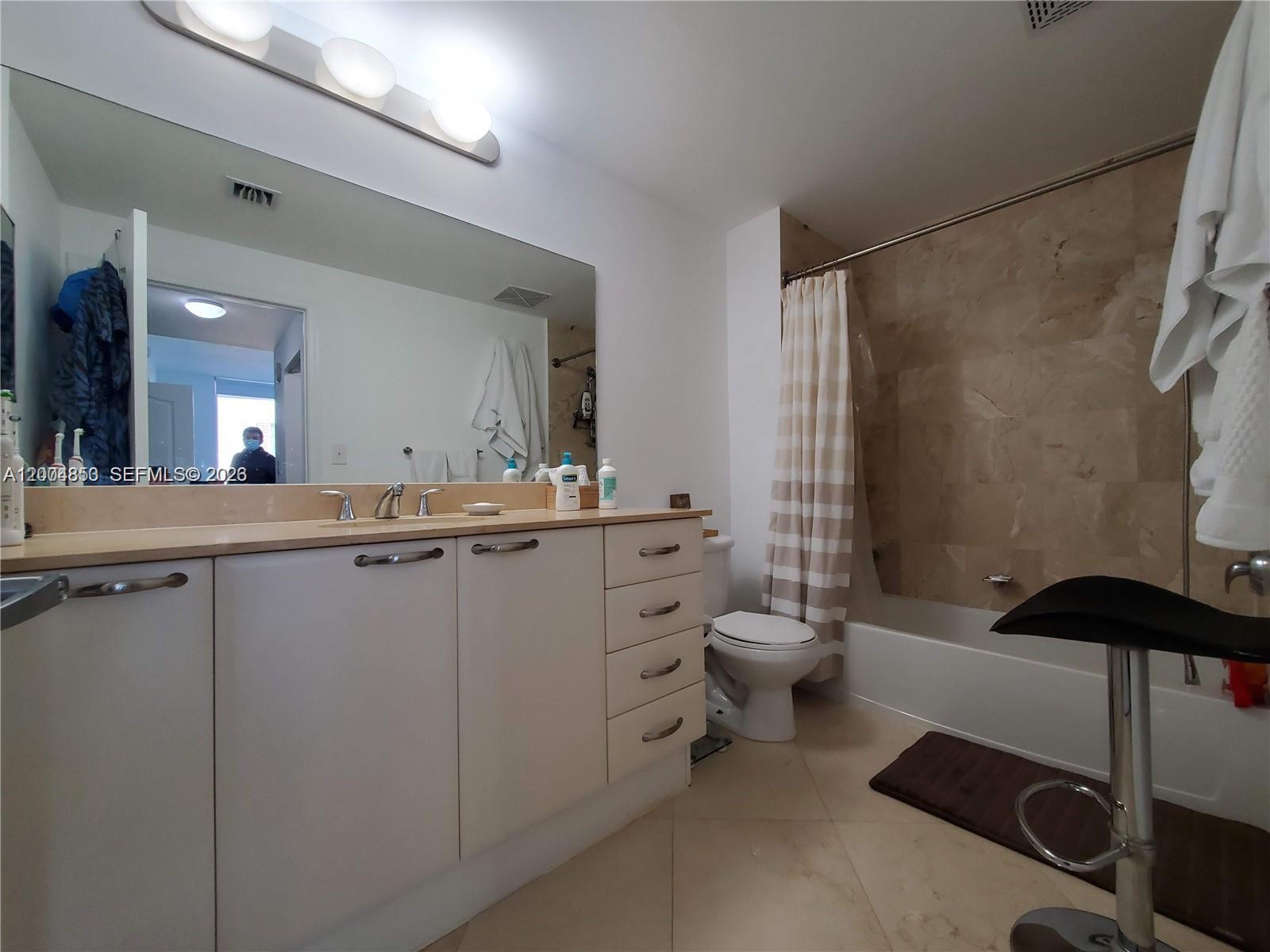 2101 Brickell Ave #3502 Miami, FL 33129