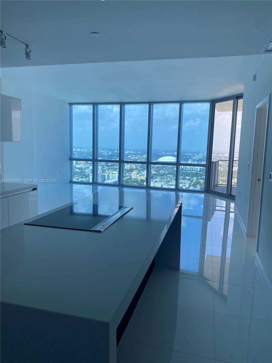 image Paramount Miami Worldcenter4