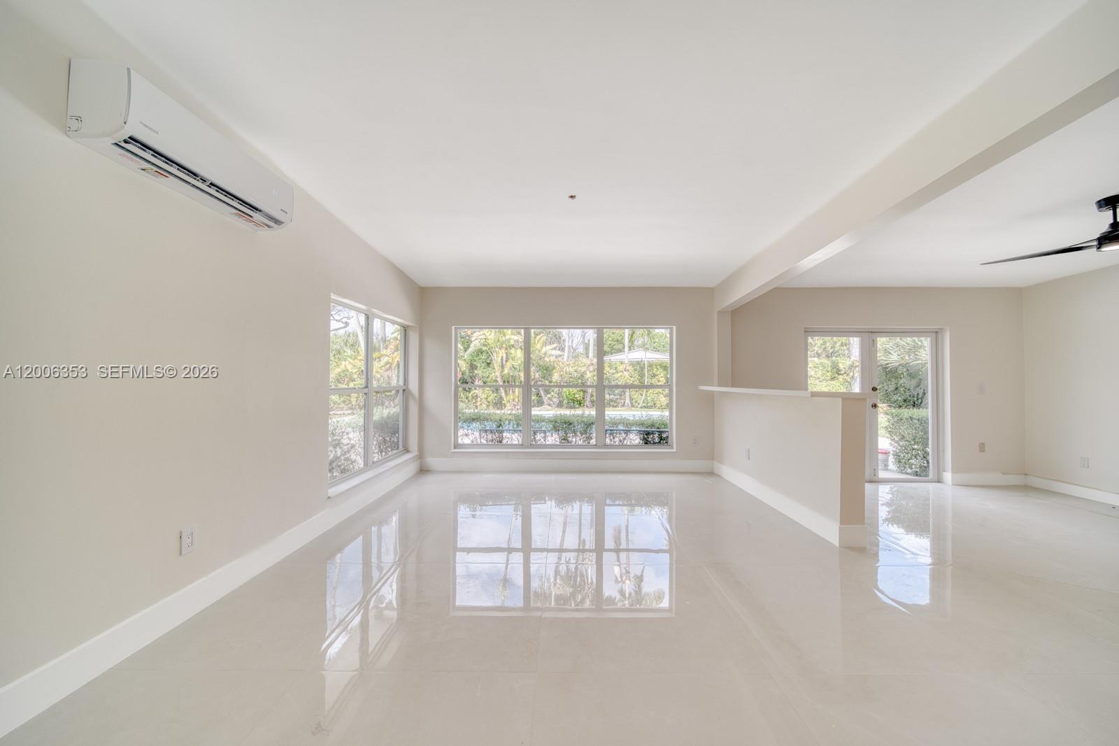 15730 SW 87th Ct Palmetto Bay, FL 33157
