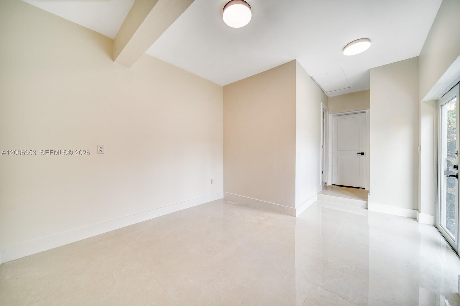 15730 SW 87th Ct Palmetto Bay, FL 33157