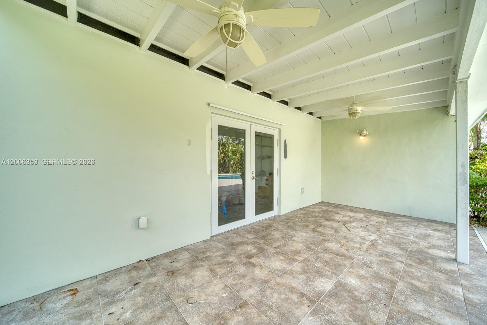 15730 SW 87th Ct Palmetto Bay, FL 33157