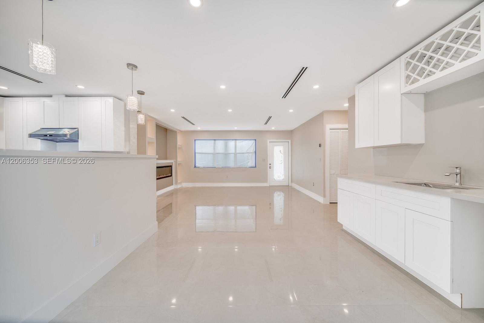 15730 SW 87th Ct Palmetto Bay, FL 33157