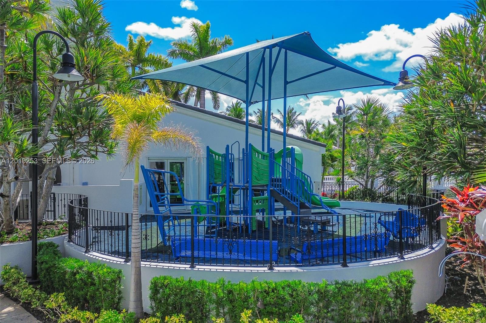 20990 NE 30th Pl Aventura, FL 33180
