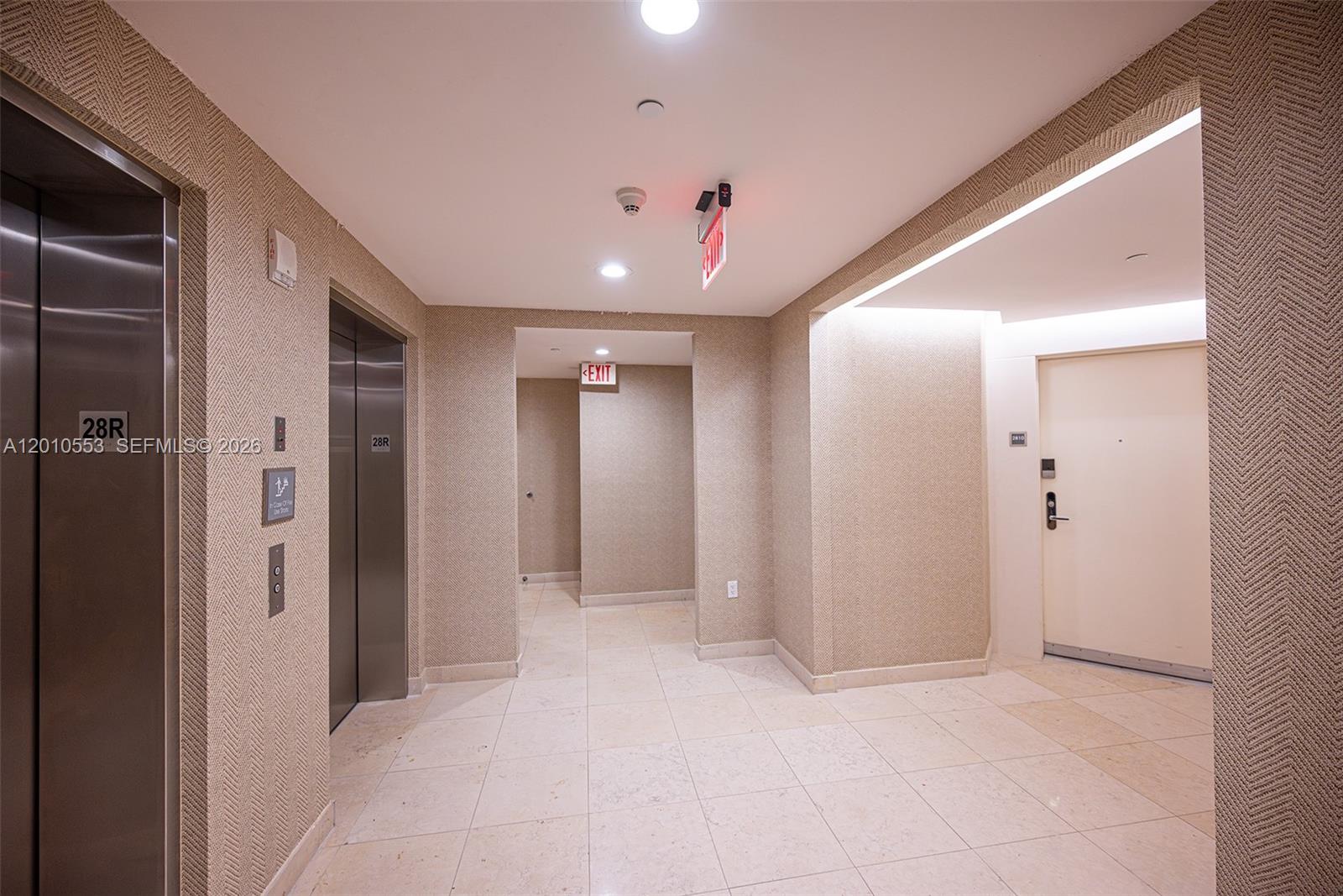 450 Alton Rd #2810 Miami Beach, FL 33139