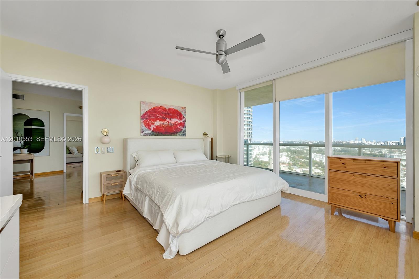 450 Alton Rd #2810 Miami Beach, FL 33139