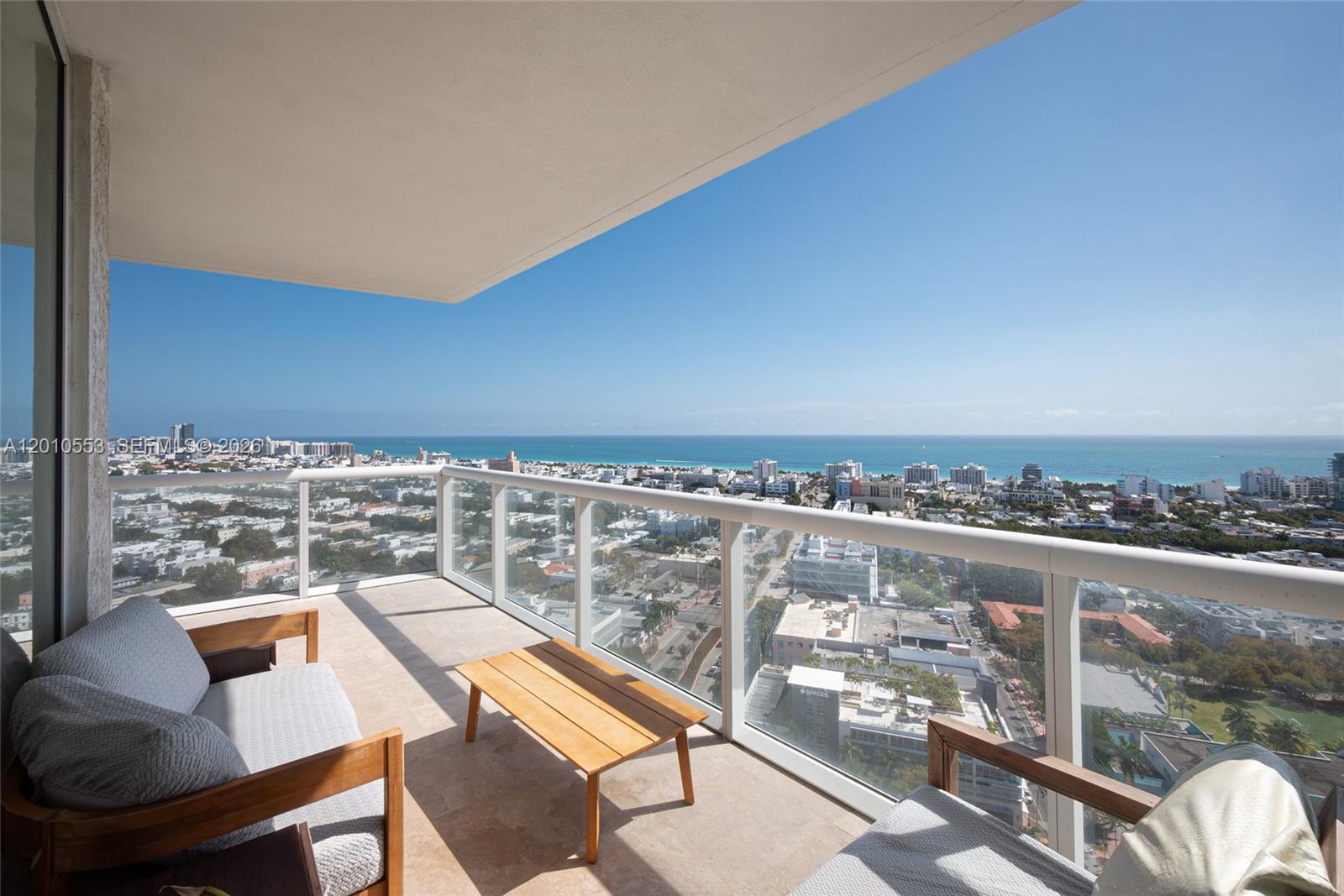 450 Alton Rd #2810 Miami Beach, FL 33139
