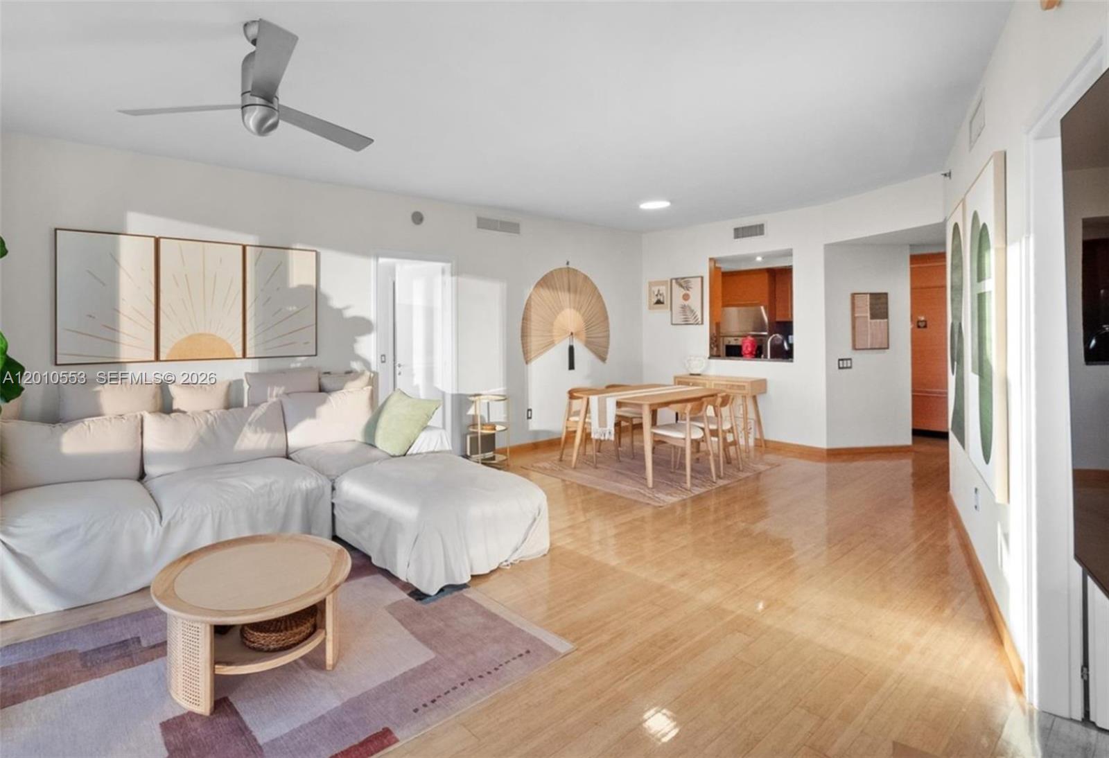 450 Alton Rd #2810 Miami Beach, FL 33139