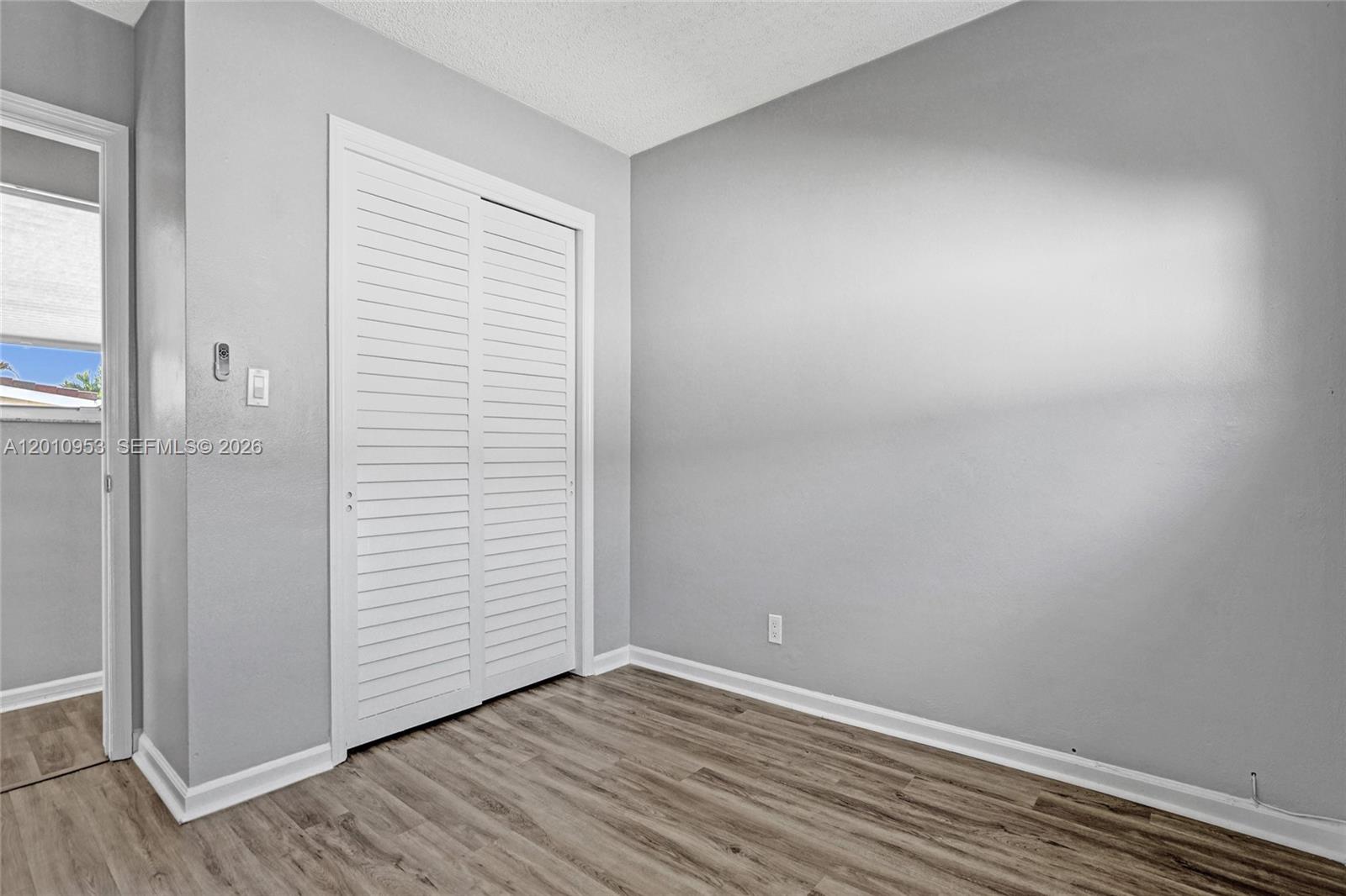 949 SE 10th Ct Pompano Beach, FL 33060