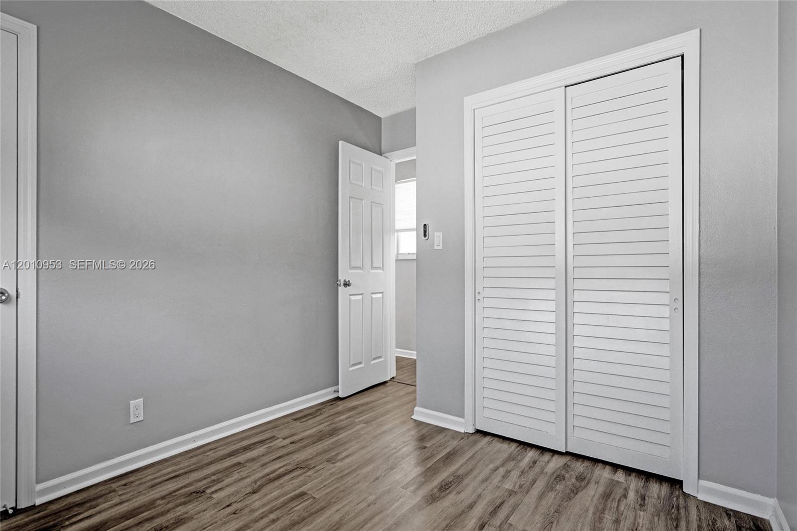949 SE 10th Ct Pompano Beach, FL 33060