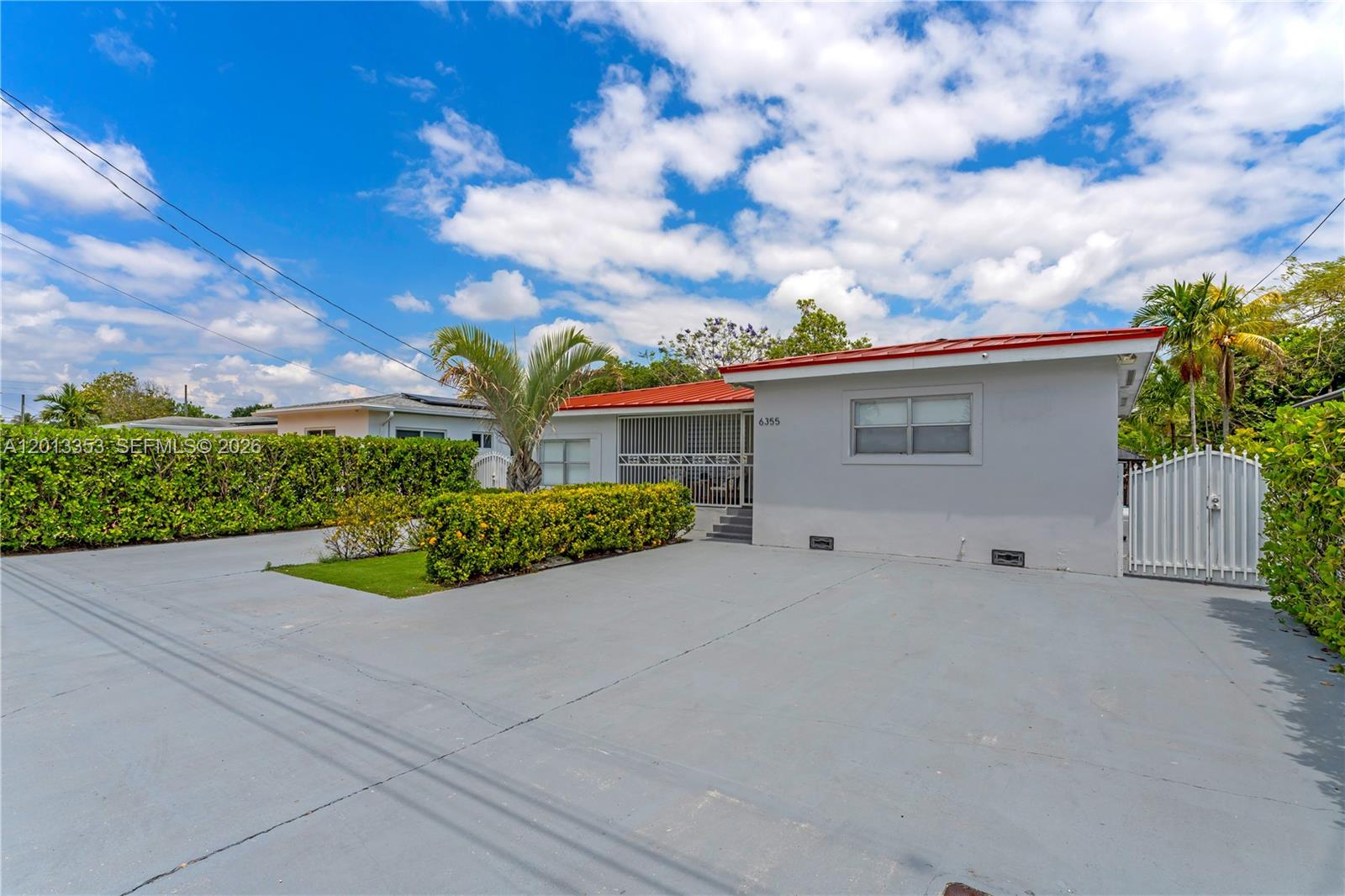 6355 SW 30th St Miami, FL 33155