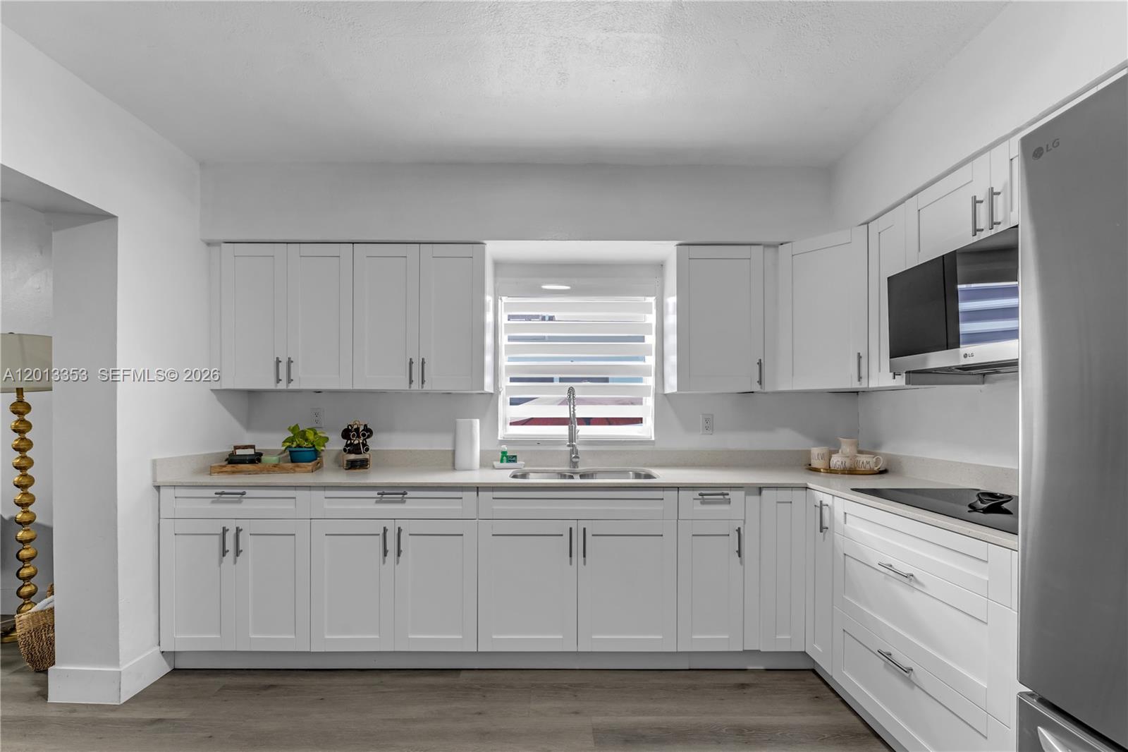 6355 SW 30th St Miami, FL 33155