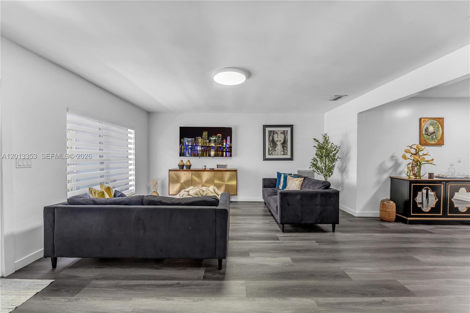 6355 SW 30th St Miami, FL 33155
