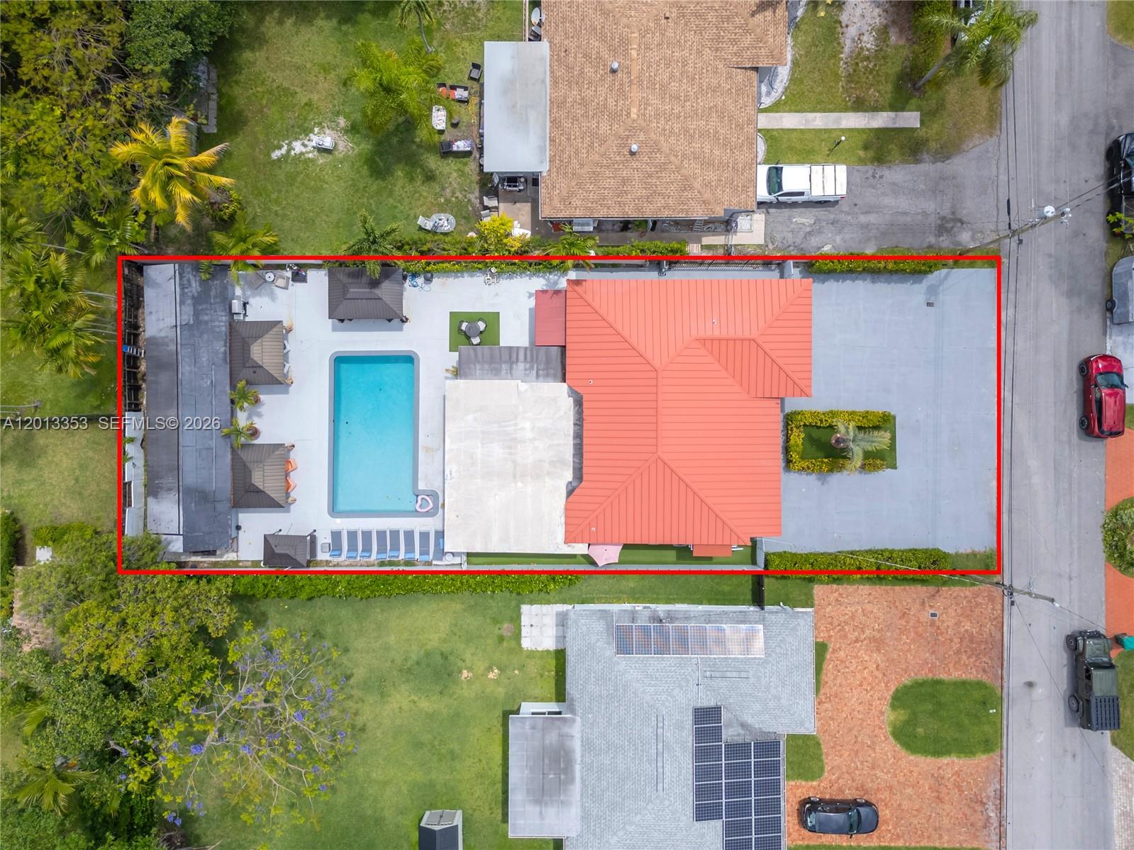 6355 SW 30th St Miami, FL 33155