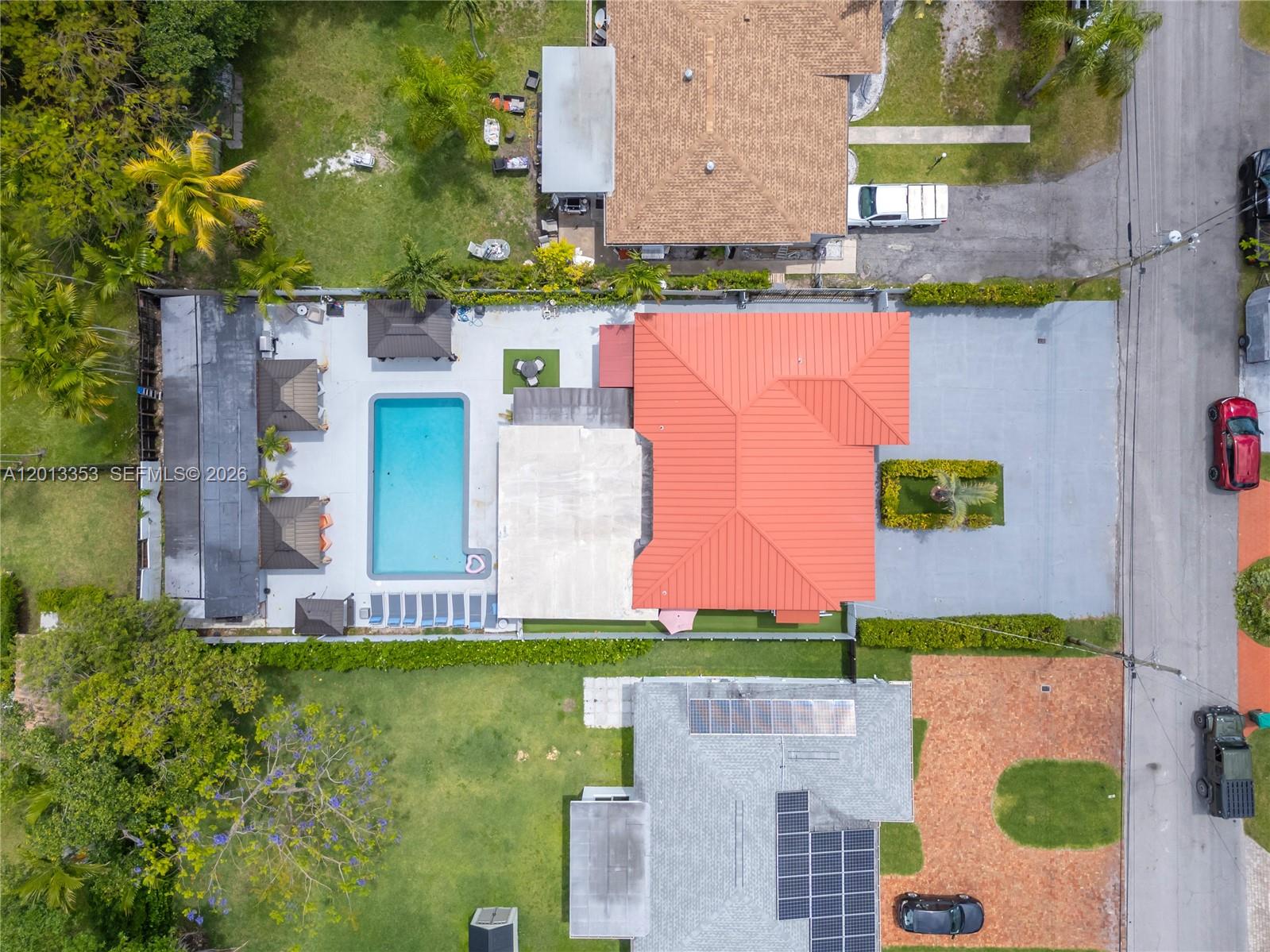 6355 SW 30th St Miami, FL 33155