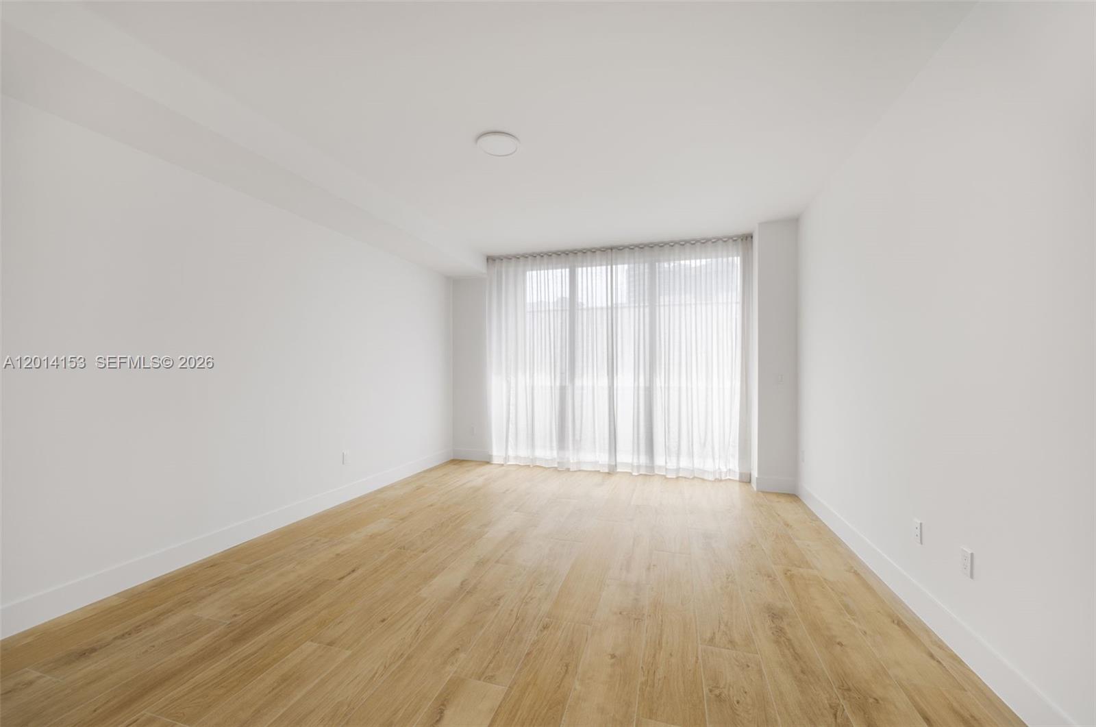 3034 Oak Ave #208 Miami, FL 33133