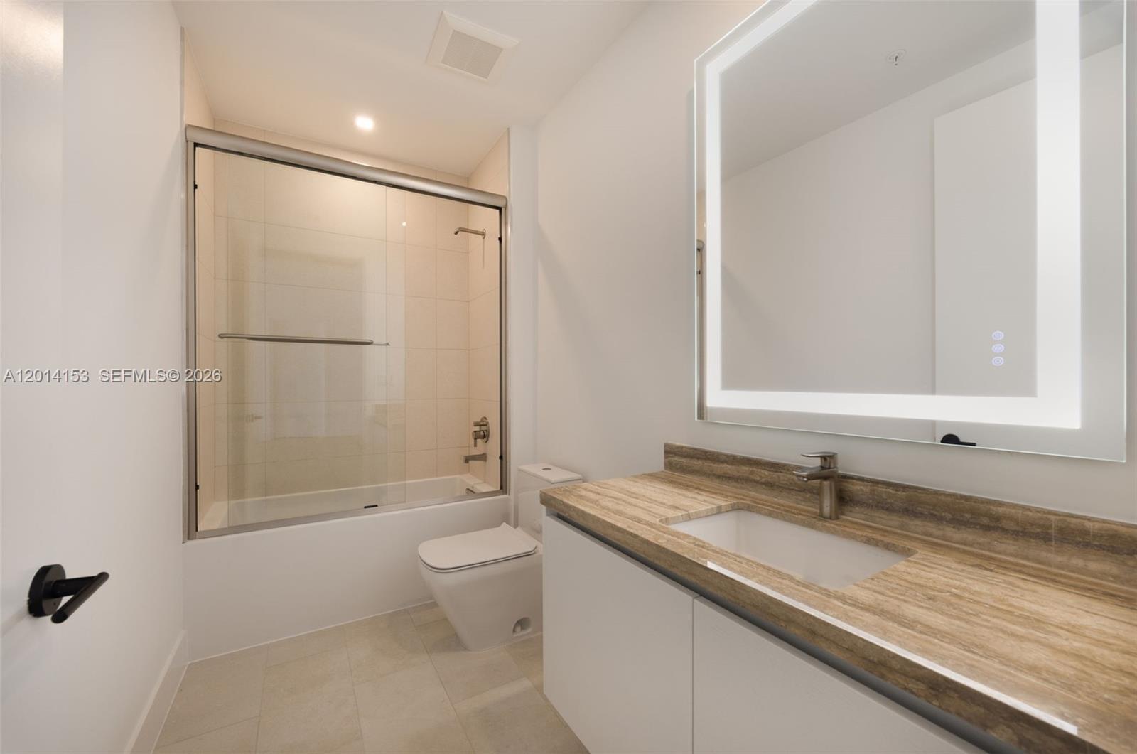 3034 Oak Ave #208 Miami, FL 33133