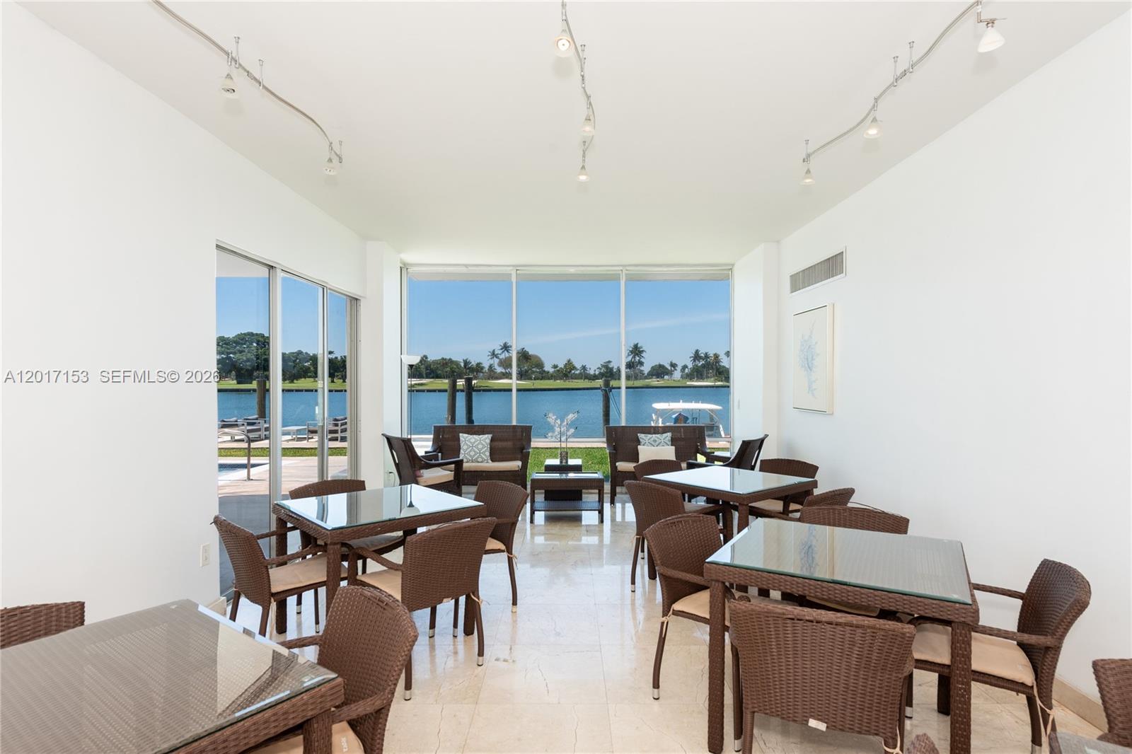 9250 W Bay Hbr Dr #2A Bay Harbor Islands, FL 33154