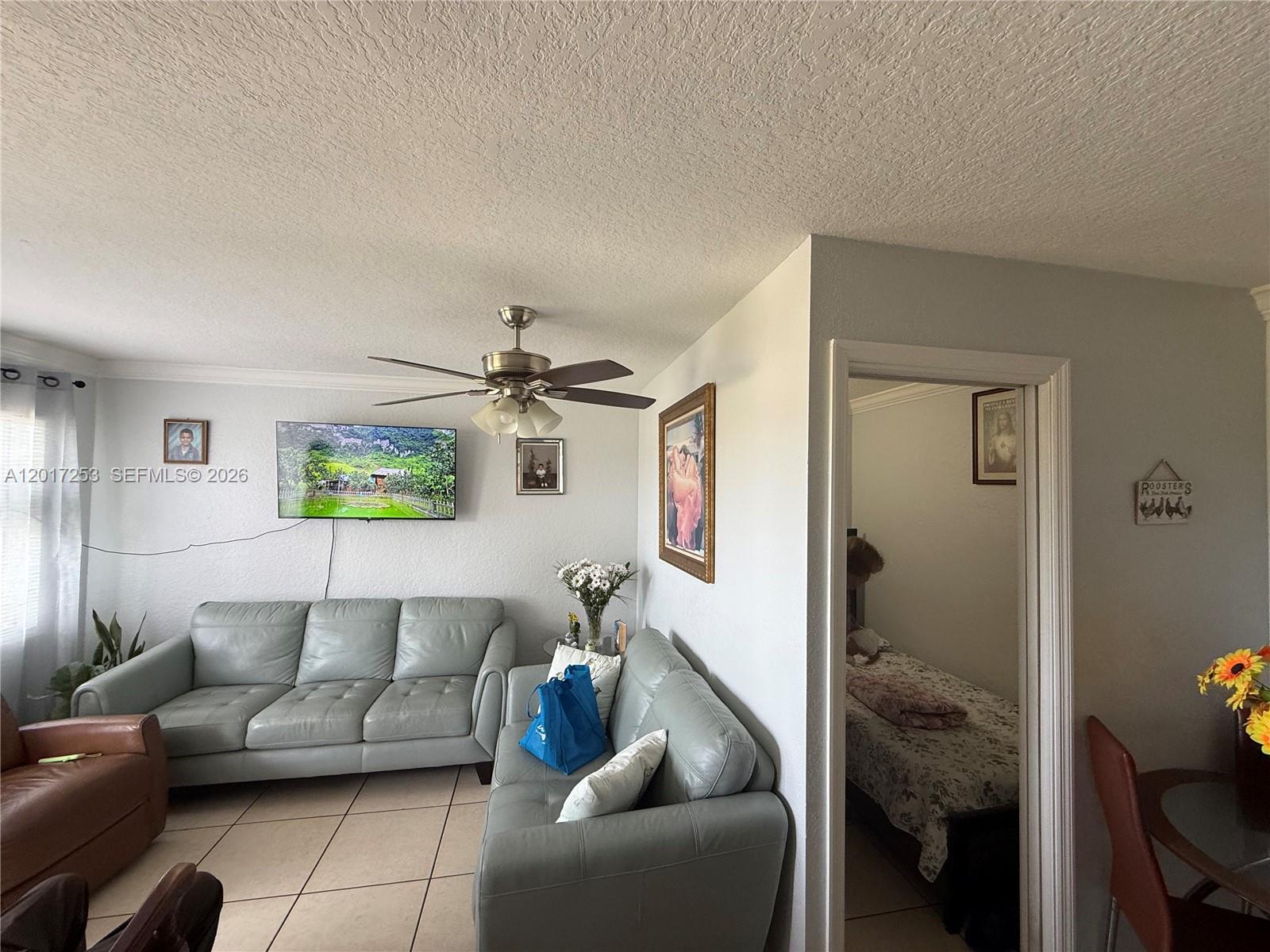 7101 SW 89th Ct #305 Miami, FL 33173