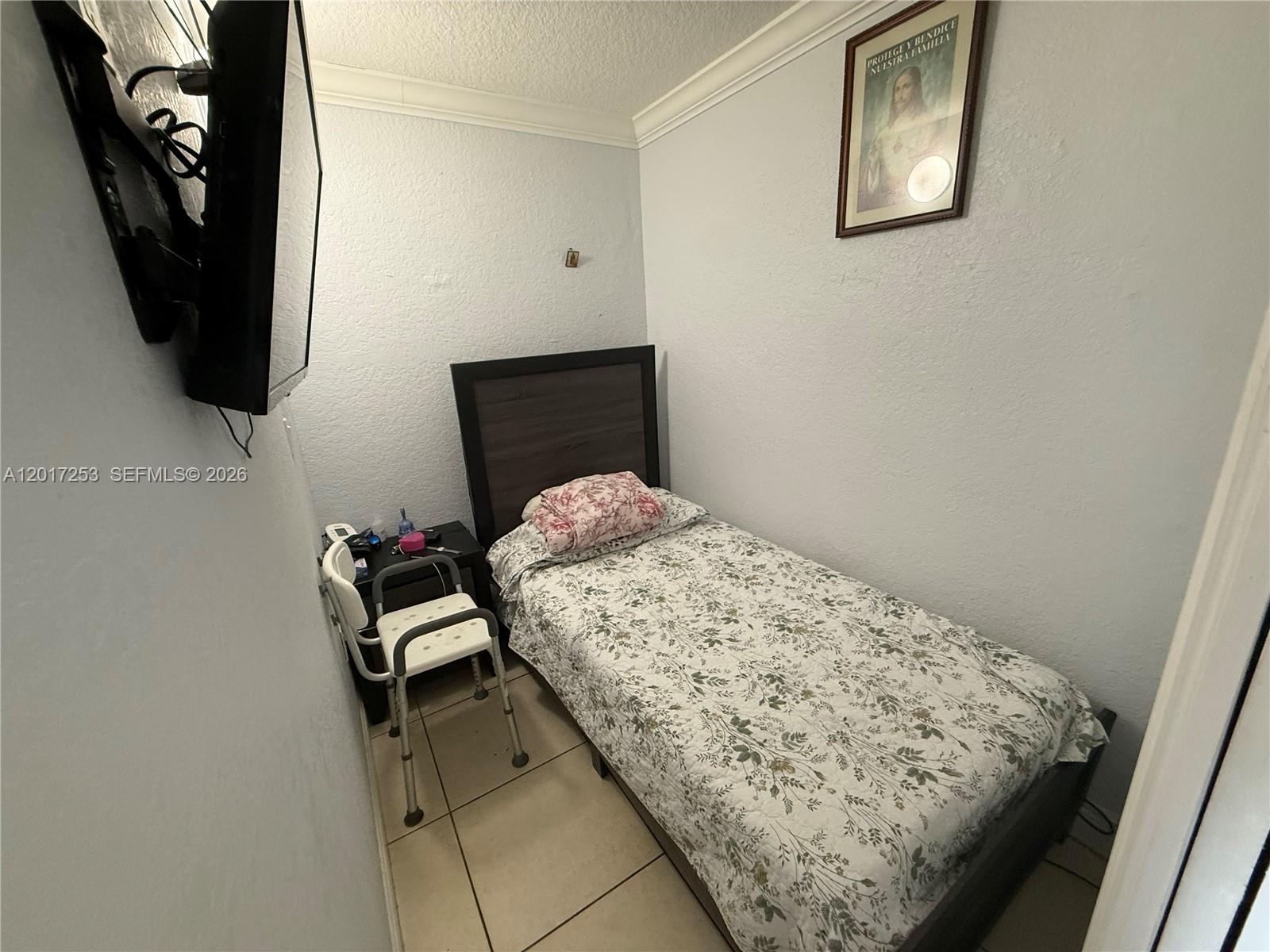 7101 SW 89th Ct #305 Miami, FL 33173