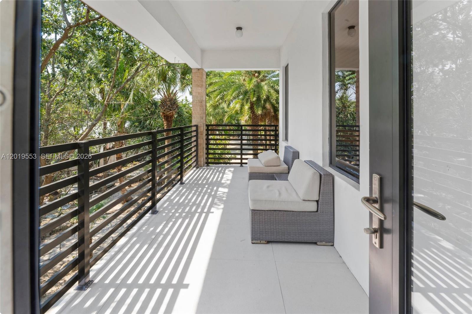 994-990 NE 78th Miami, FL 33138