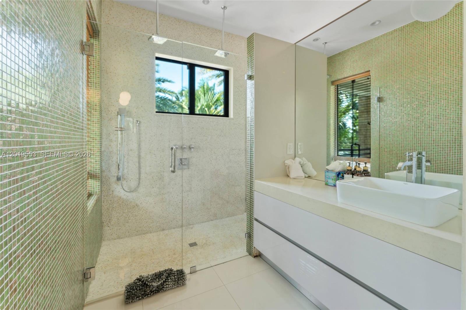 994-990 NE 78th Miami, FL 33138