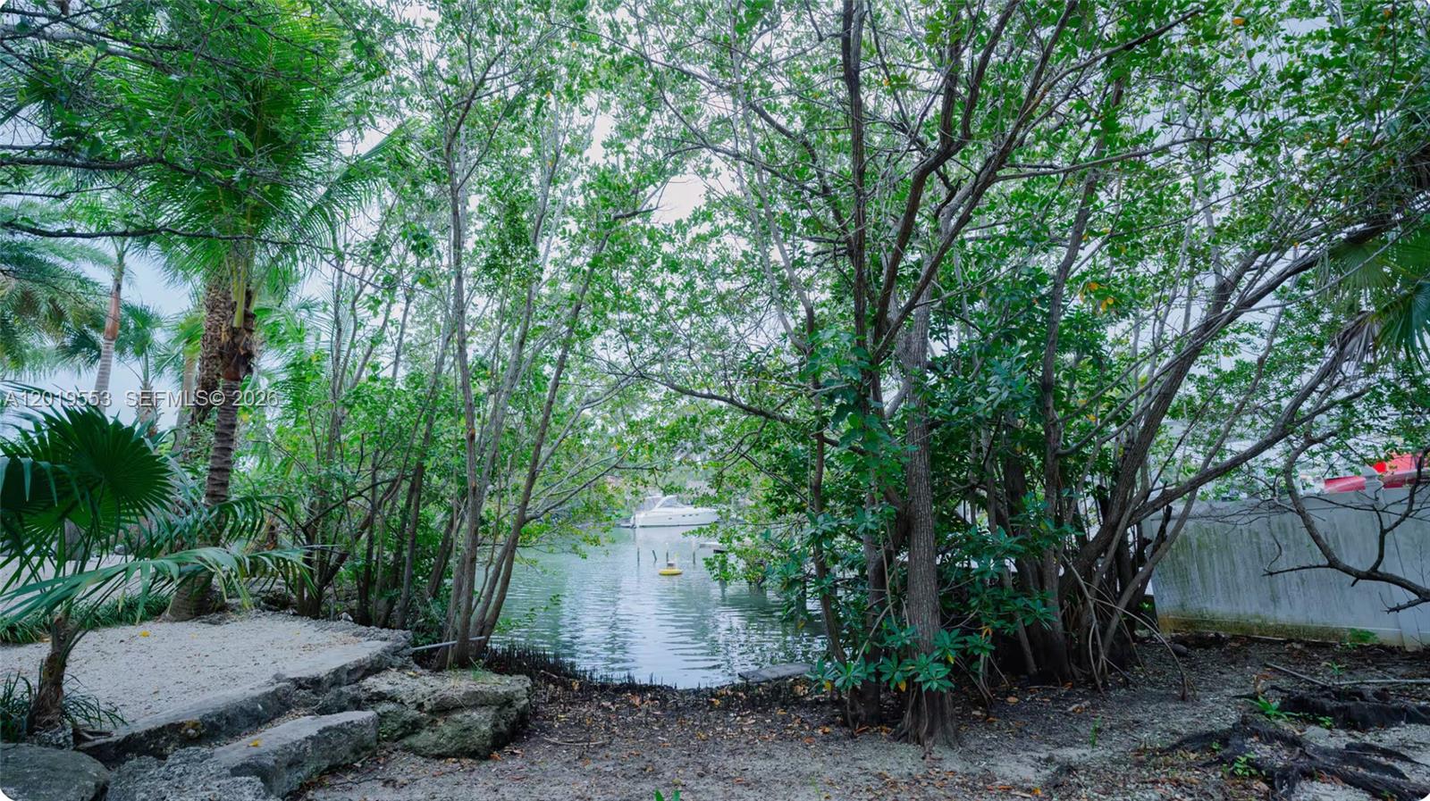 994-990 NE 78th Miami, FL 33138
