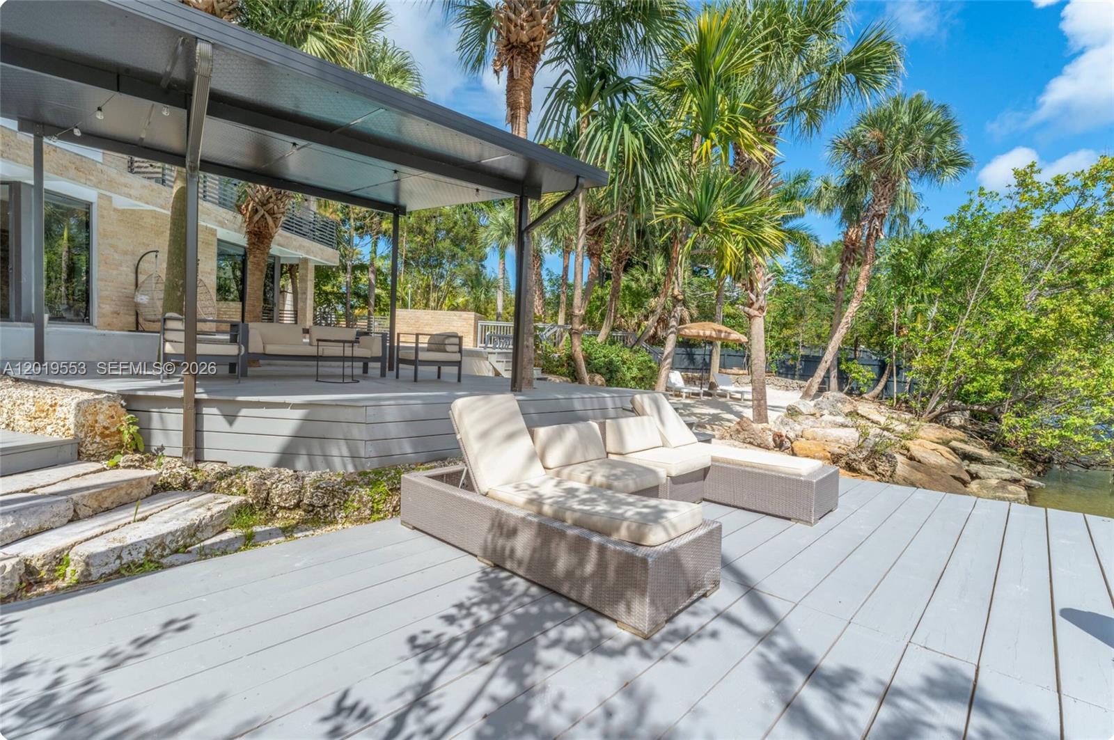 994-990 NE 78th Miami, FL 33138