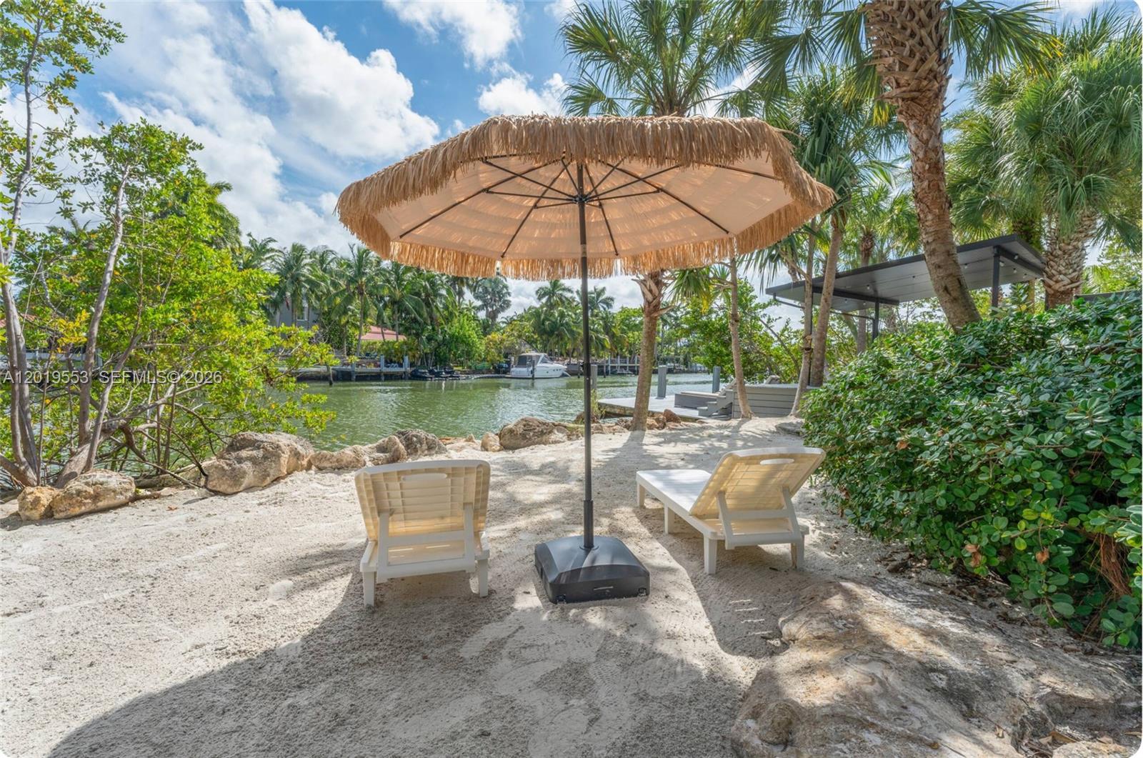 994-990 NE 78th Miami, FL 33138