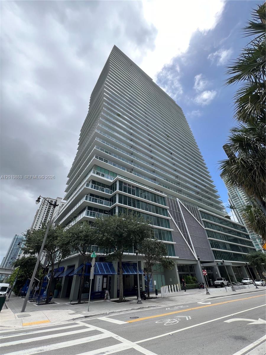 image Axis on Brickell South23
