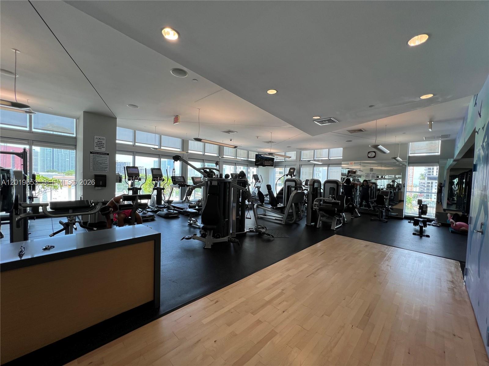 image Axis on Brickell South40
