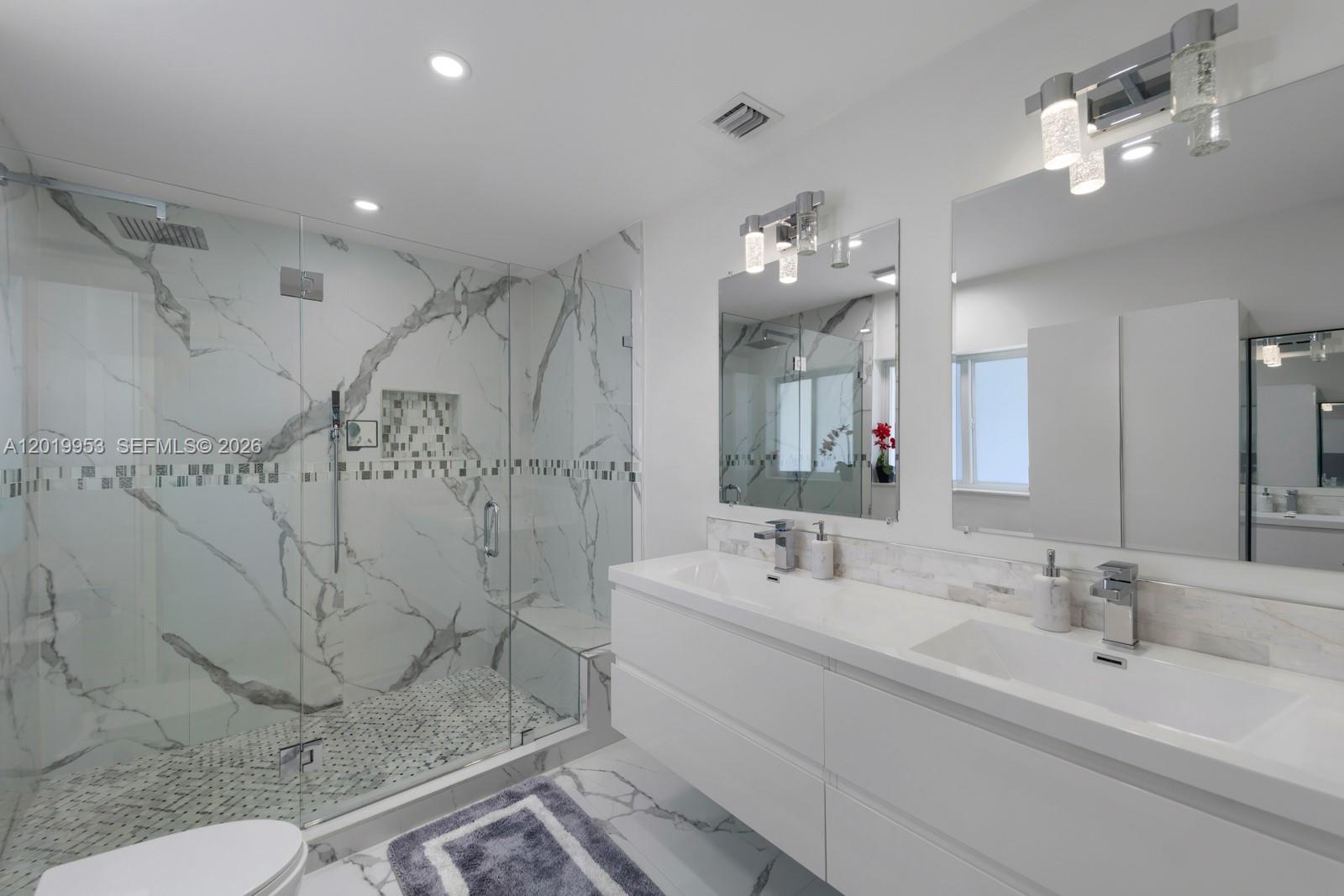 600 NE 4th St Pompano Beach, FL 33060