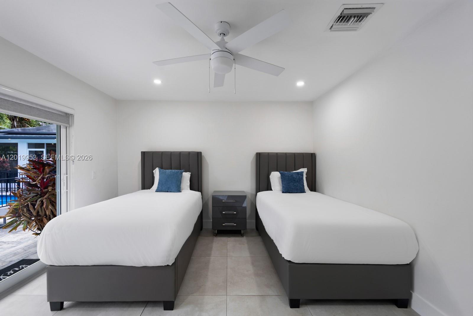 600 NE 4th St Pompano Beach, FL 33060