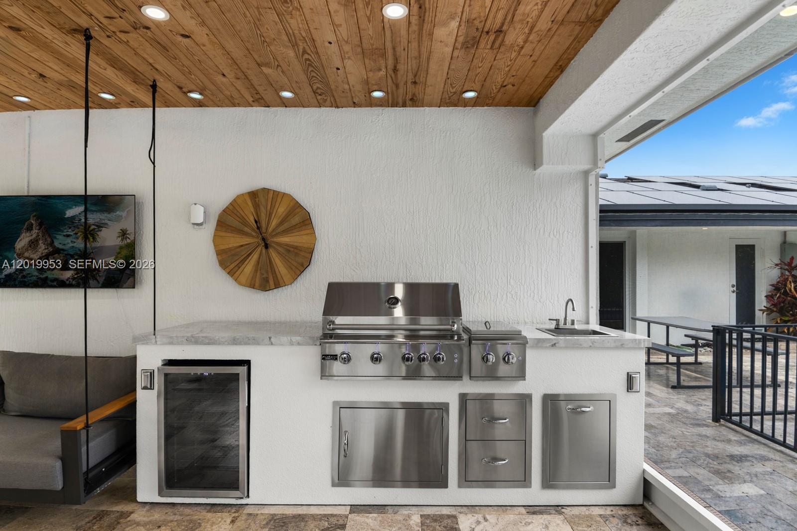 600 NE 4th St Pompano Beach, FL 33060