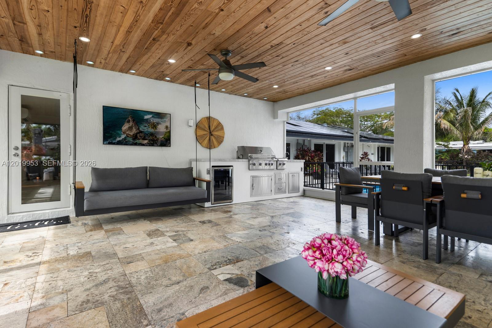 600 NE 4th St Pompano Beach, FL 33060
