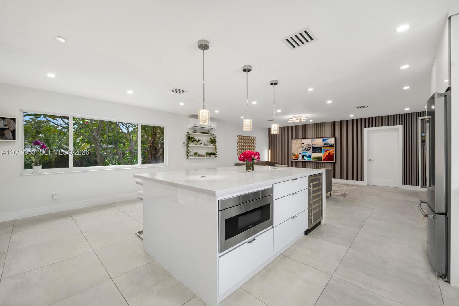 600 NE 4th St Pompano Beach, FL 33060