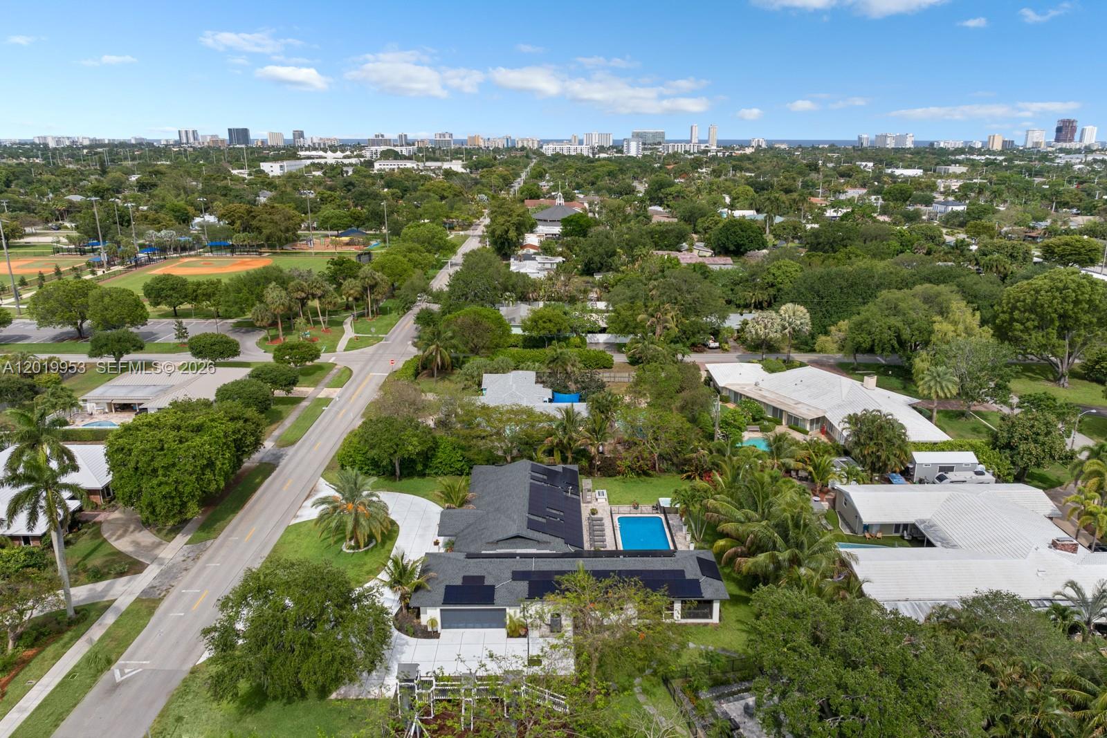 600 NE 4th St Pompano Beach, FL 33060