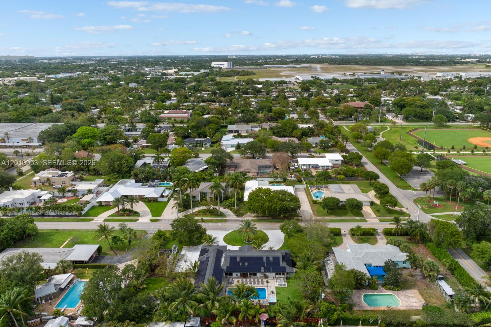 600 NE 4th St Pompano Beach, FL 33060