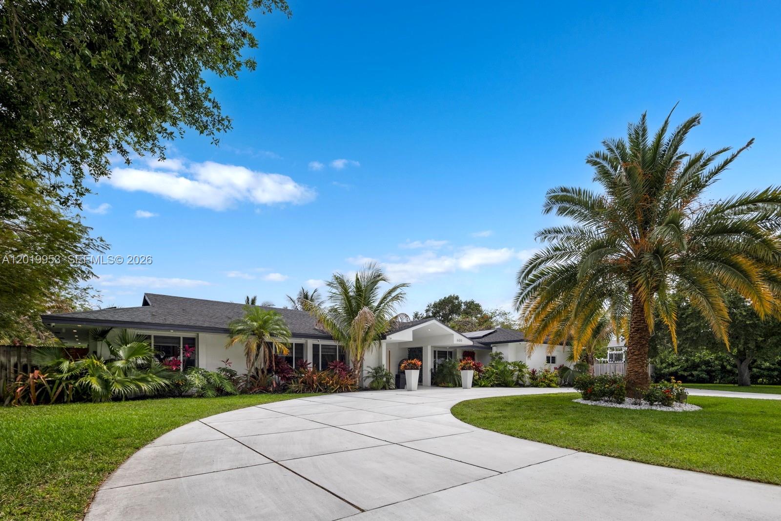 600 NE 4th St Pompano Beach, FL 33060