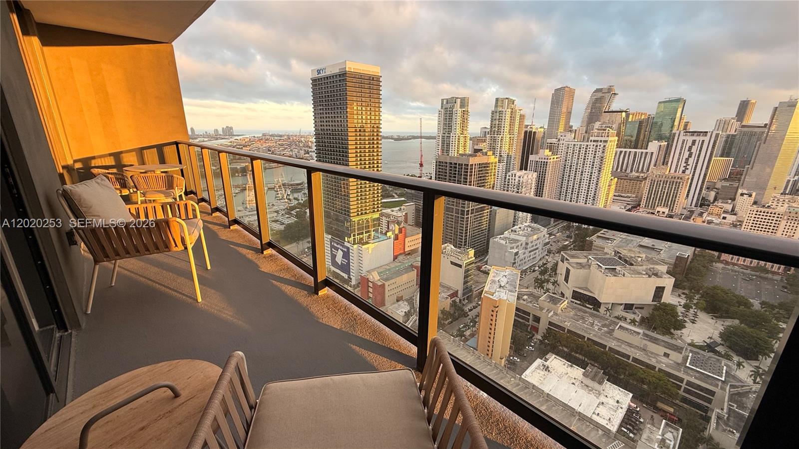 image Gale Miami Hotel & Residences4