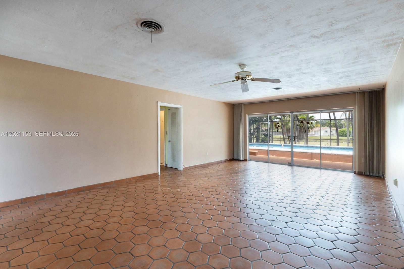8791 SW 85th St Miami, FL 33173