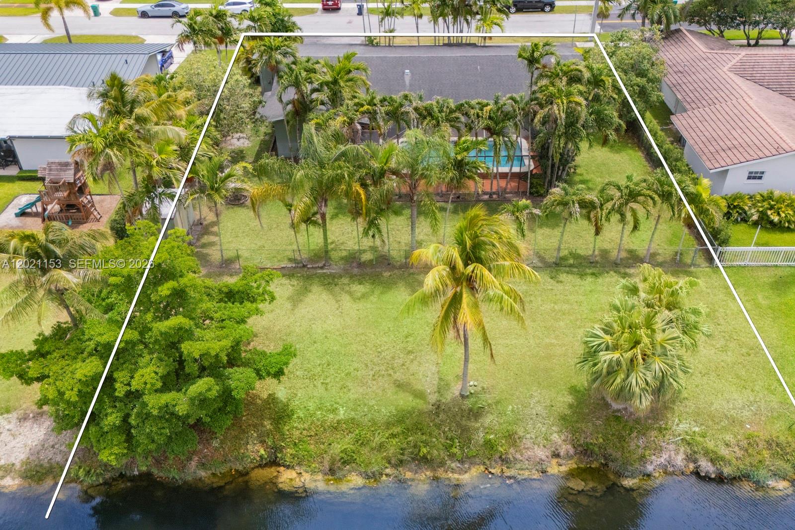 8791 SW 85th St Miami, FL 33173
