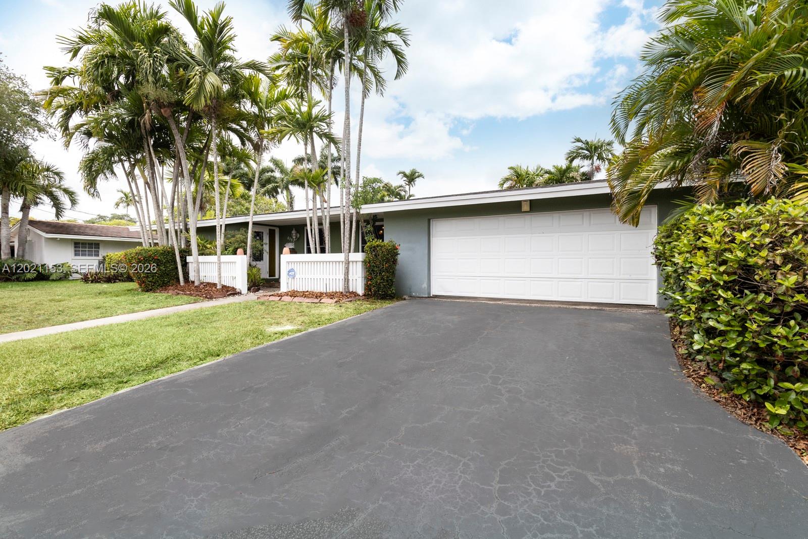 8791 SW 85th St Miami, FL 33173