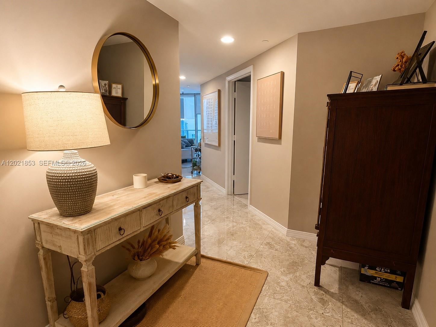 image 500 Brickell West16